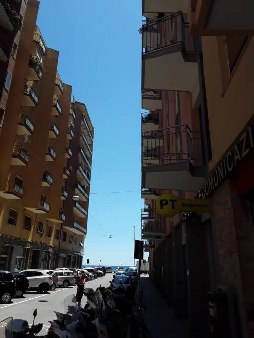 Larte Al Mare Vicino Spiaggia Con Ac E Wifi Leilighet Savona Eksteriør bilde